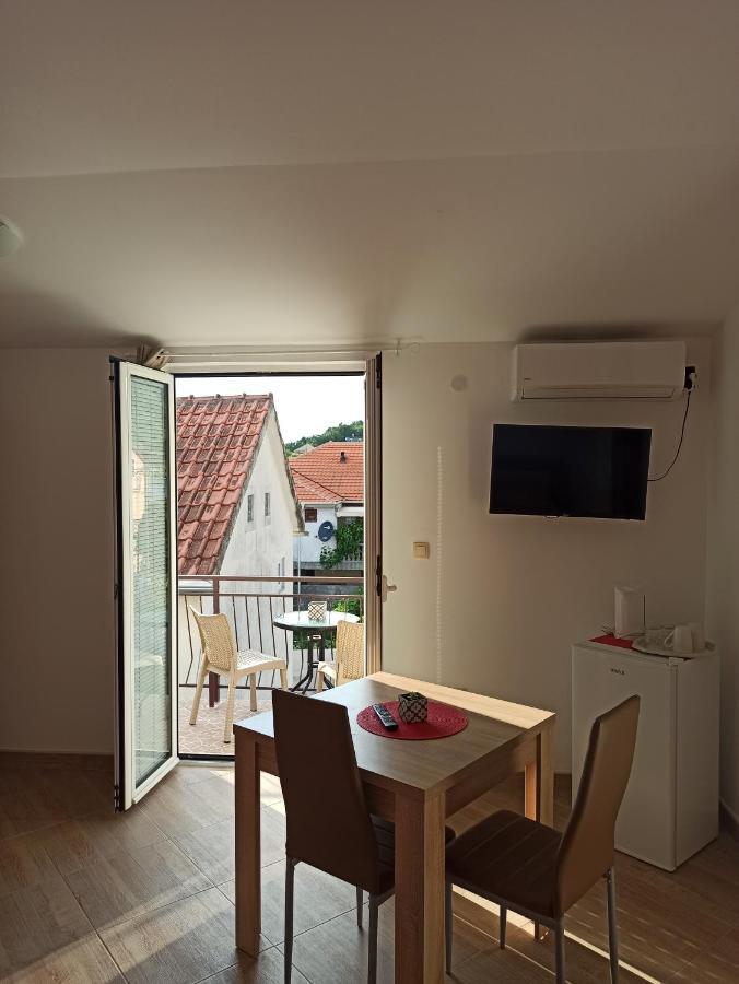Lastva Holliday Rooms Budva Ngoại thất bức ảnh
