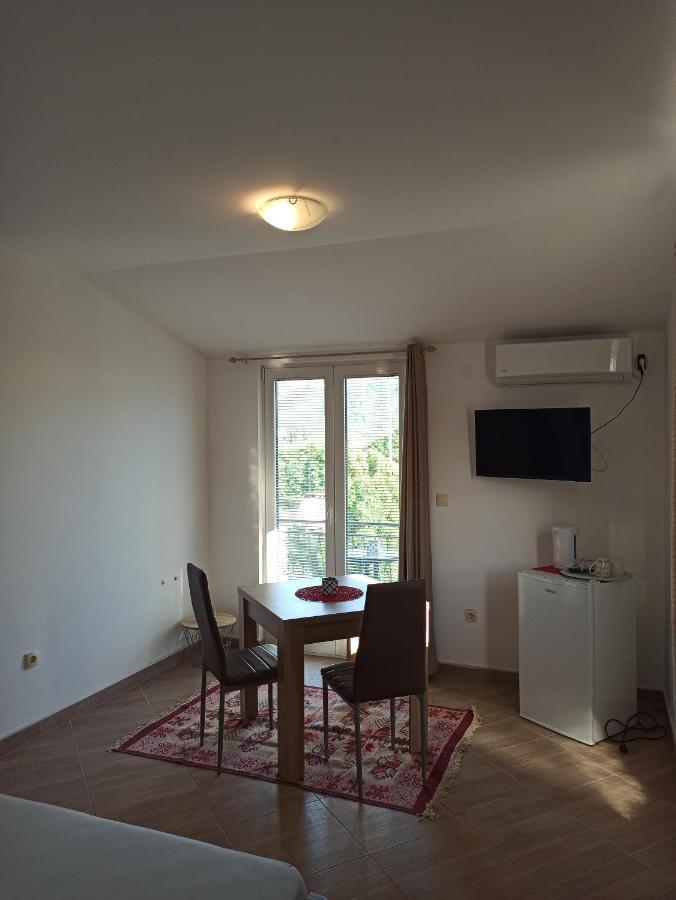 Lastva Holliday Rooms Budva Ngoại thất bức ảnh
