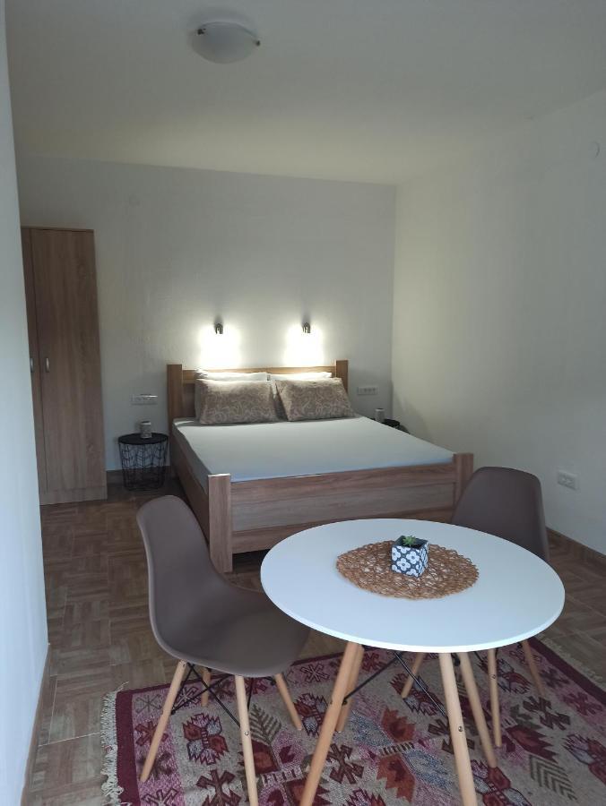 Lastva Holliday Rooms Budva Ngoại thất bức ảnh