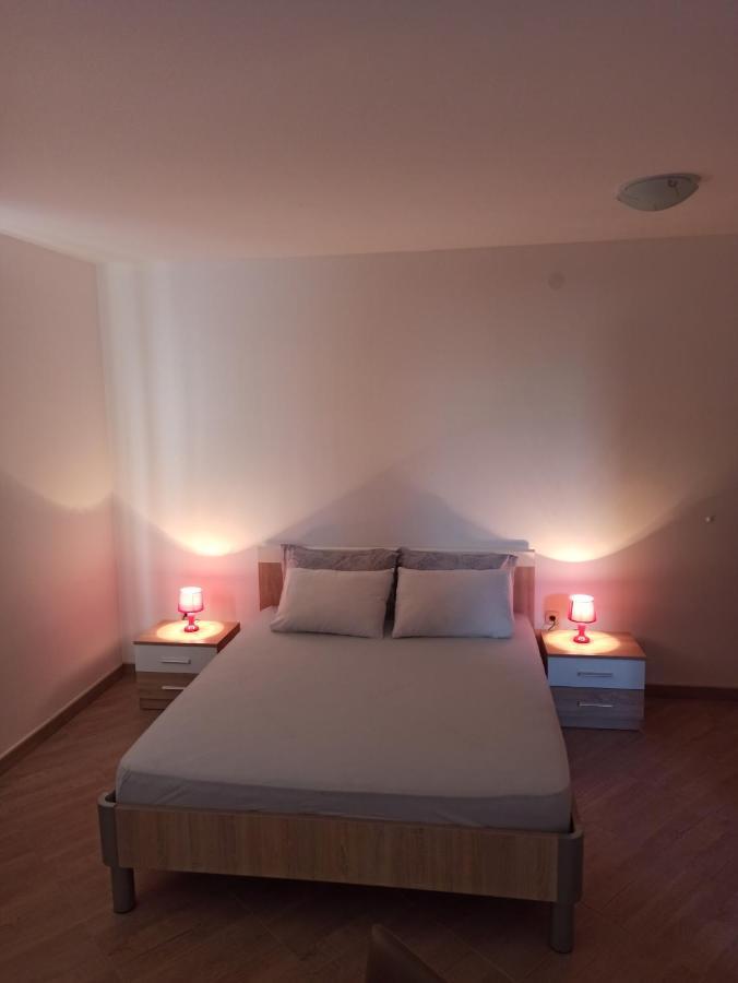 Lastva Holliday Rooms Budva Ngoại thất bức ảnh