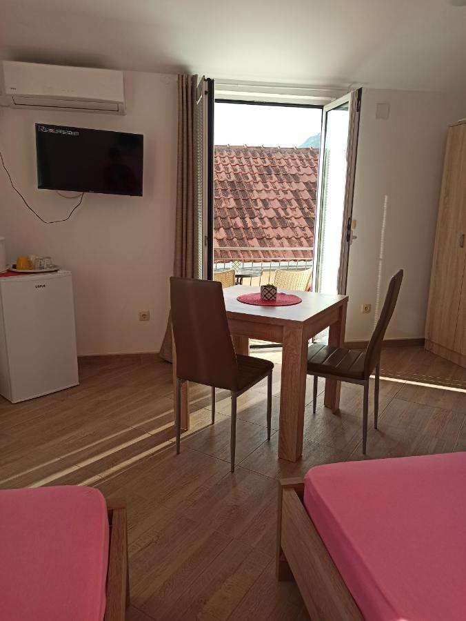 Lastva Holliday Rooms Budva Ngoại thất bức ảnh